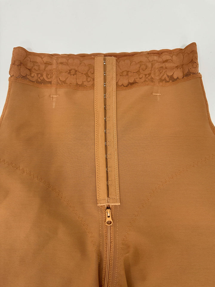 Shapshe® Damen Mittel Knielänge Spitzen Bauchweg Po-Lift Unsichtbare Shapewear Shorts