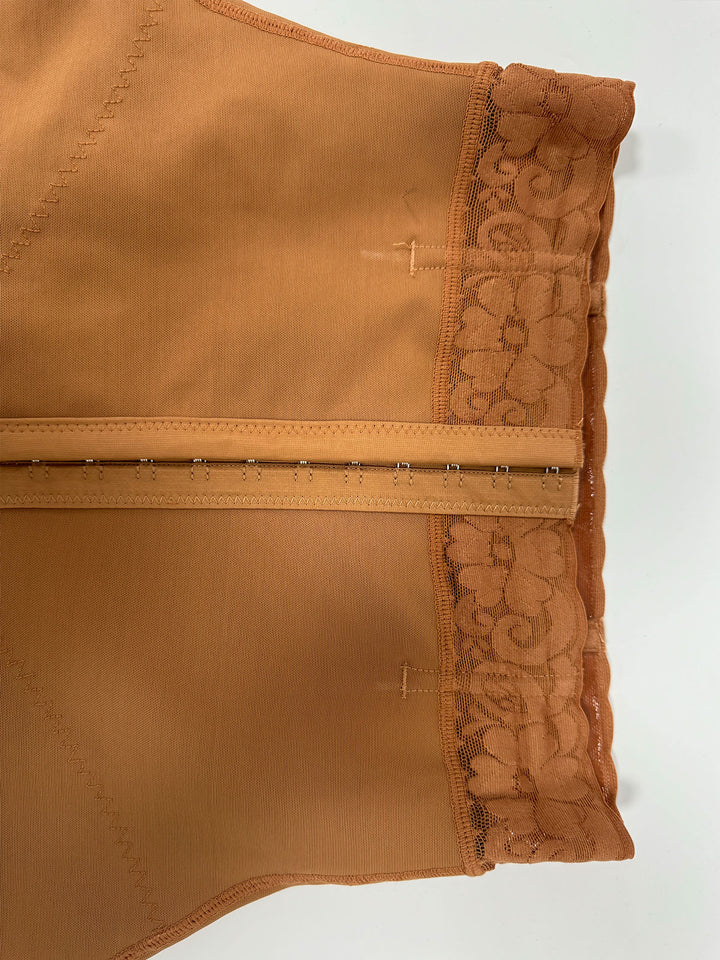 Shapshe® Damen Mittel Knielänge Spitzen Bauchweg Po-Lift Unsichtbare Shapewear Shorts