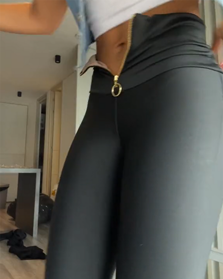 Slim-Fit Jeans mit Bauchkontrolle und Po-Lift-Reißverschluss