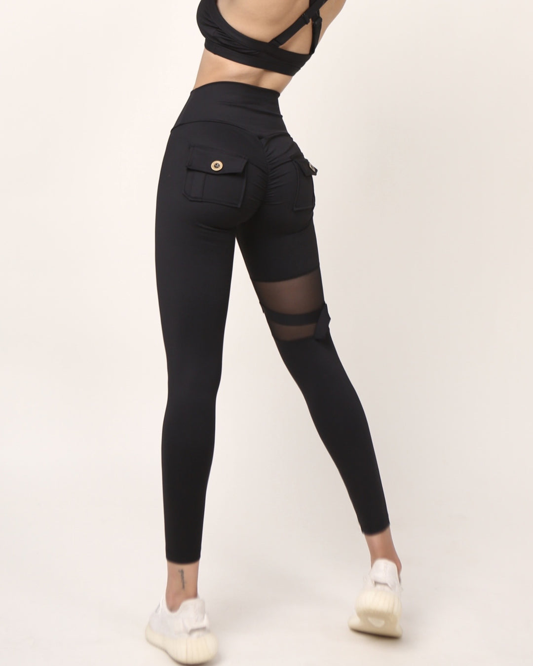 Einzigartige ausgeschnittene Tasche Mesh Yoga Hose Scrunch Bum Leggings