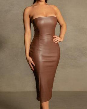 Sexy Kleid aus PU-Leder mit Schmaler Passform und Tube-Top und Schlitz auf der Rückseite