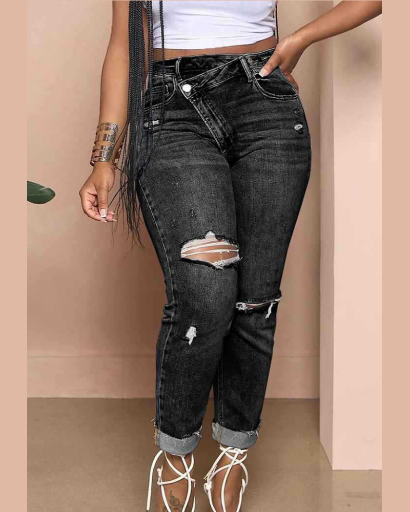 Modische Slim-Fit-Röhrenjeans mit Schrägen Knöpfen und Rissen und Hoher Taille