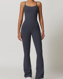 Ausgestellte Hose und Hosenträger für Damen Einteiliger Jumpsuit mit Ausgehöhlter Rückseite