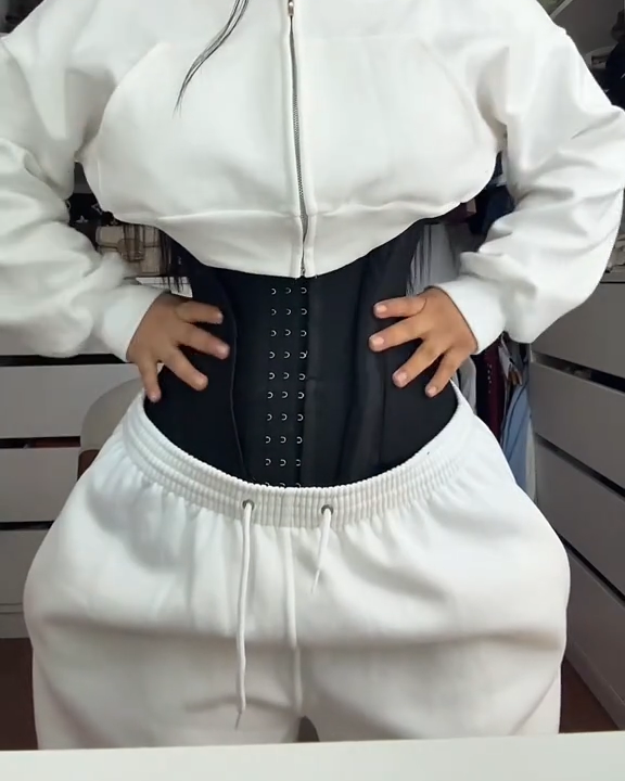 https://jomalls.oss-cn-hangzhou.aliyuncs.com/console/product/2506/03/6l4acl-uprzuvr-mbgb6wvr.png
