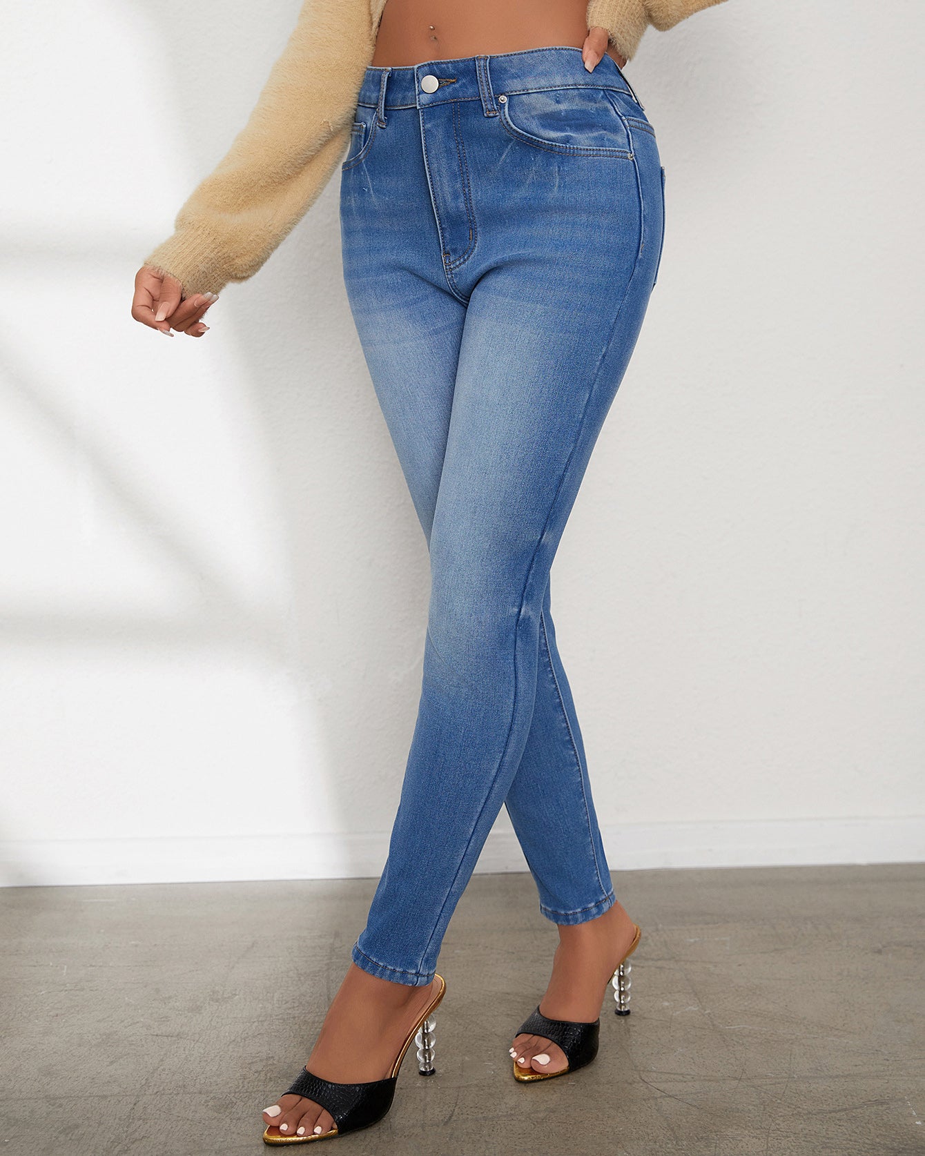 Modische Hot Girl Jeans Damen Hohe Taille Bequeme Füße Plüschhose