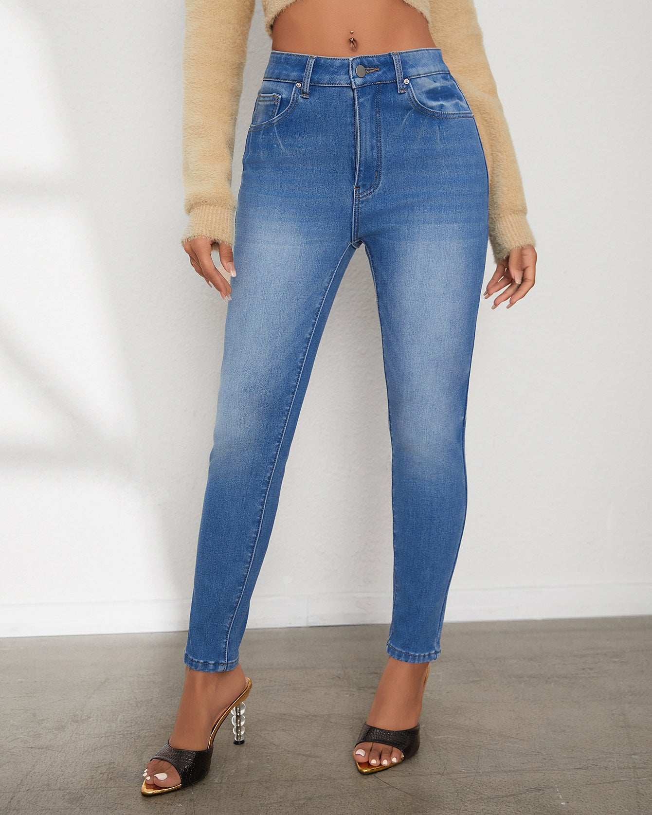 Modische Hot Girl Jeans Damen Hohe Taille Bequeme Füße Plüschhose