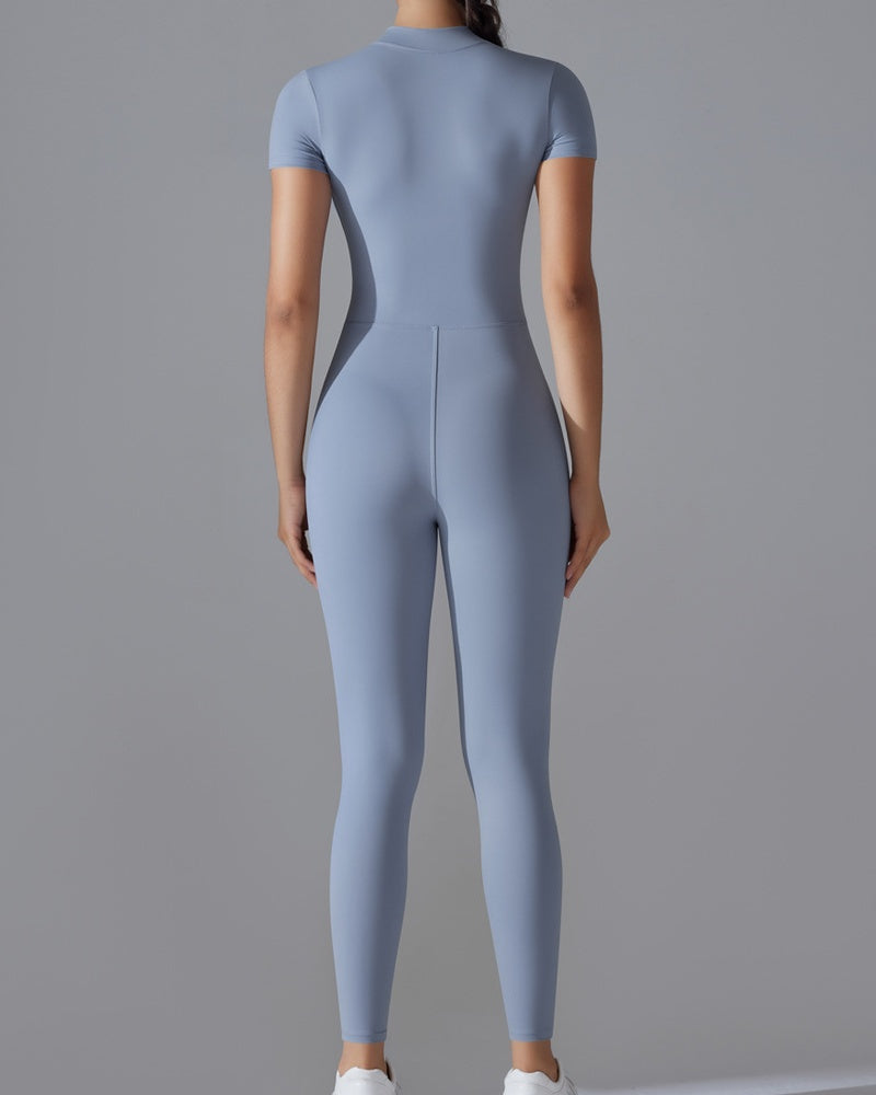 Jumpsuit mit Reißverschluss und Kurzen Ärmeln