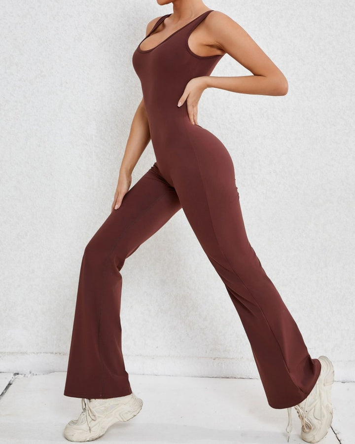 Sportlicher Yoga-Jumpsuit mit Ausgestelltem Bein und Hohlem Rücken