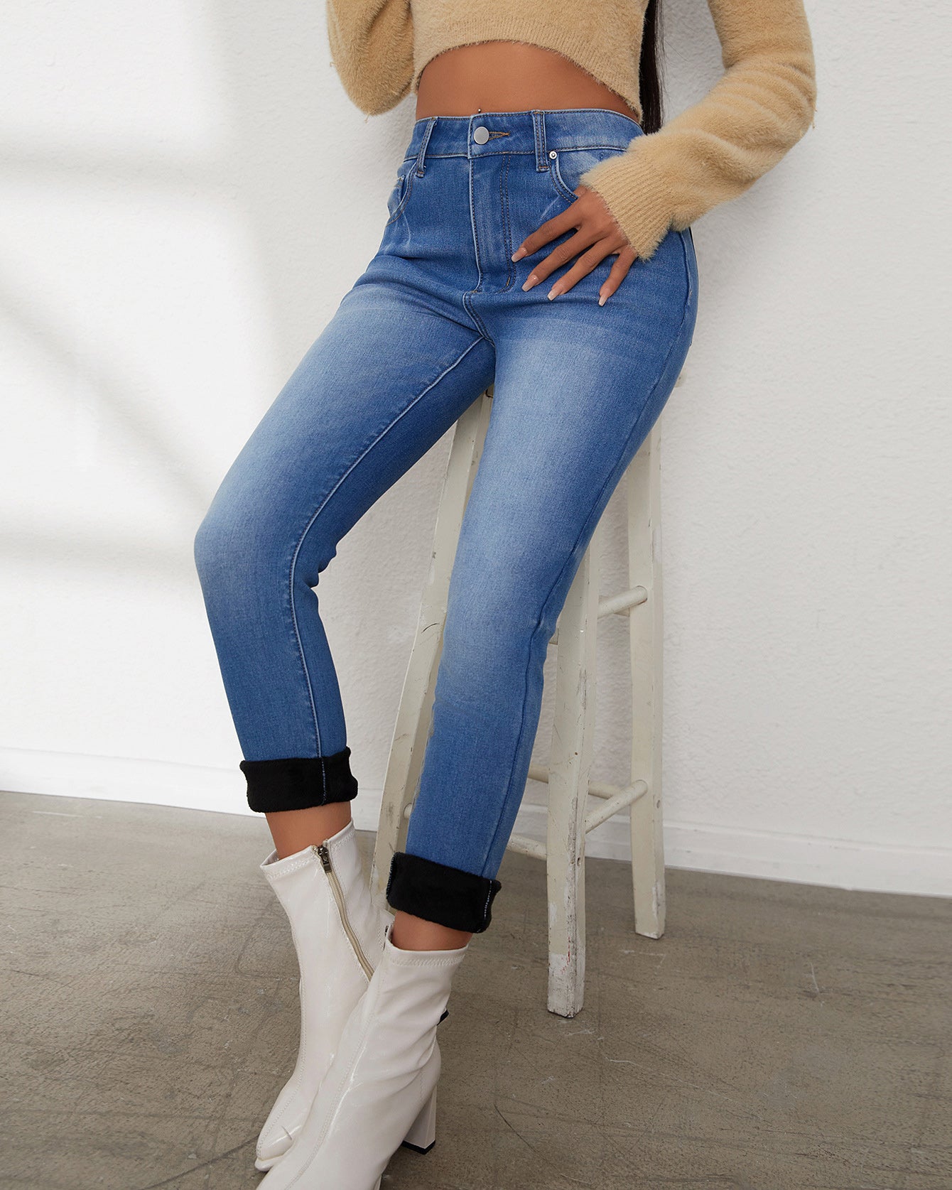 Modische Hot Girl Jeans Damen Hohe Taille Bequeme Füße Plüschhose