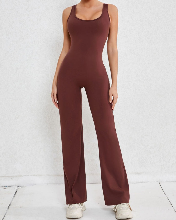 Sportlicher Yoga-Jumpsuit mit Ausgestelltem Bein und Hohlem Rücken