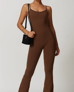 Ausgestellte Hose und Hosenträger für Damen Einteiliger Jumpsuit mit Ausgehöhlter Rückseite