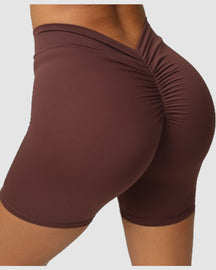 Tiefe V-förmige Rücken Taille Scrunch Butt Faltige Formende Shorts